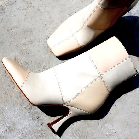 ‼️Sold Out! SAM EDELMAN
Olina Square-Toe Patchwork Leather Ankle Boots - Picture 4 of 15